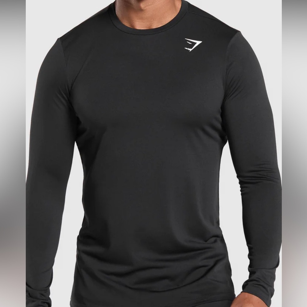 NWT Gym-shark ARRIVAL BLACK LONG SLEEVE MENS T-SHIRT heat sealed 
Slim Fit XS
